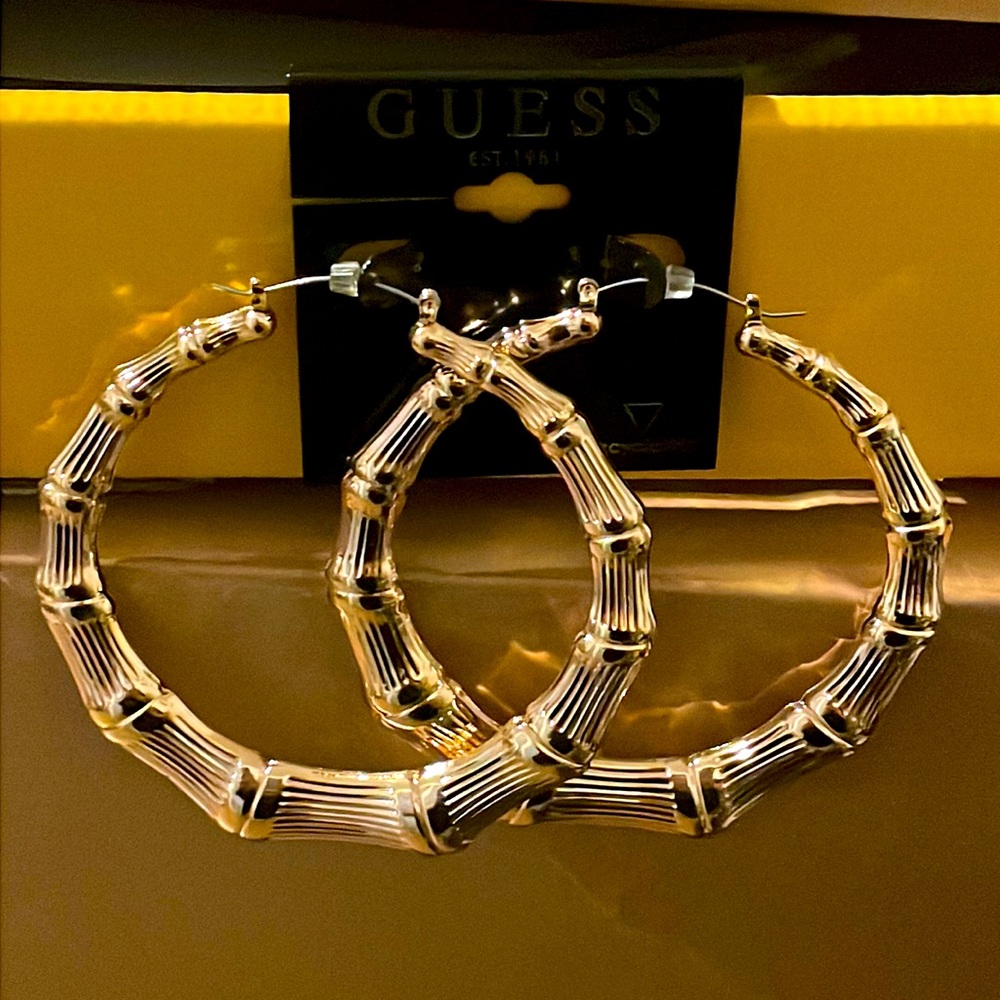 BNWT Guess Hoop Earrings